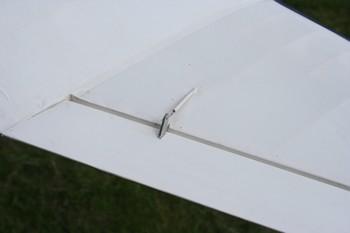 Sortie de commande d'aileron