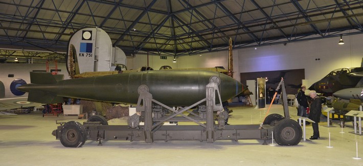 Bombe géante de 10 tonnes