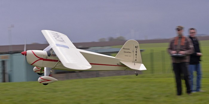 Passege bas devant le pilote